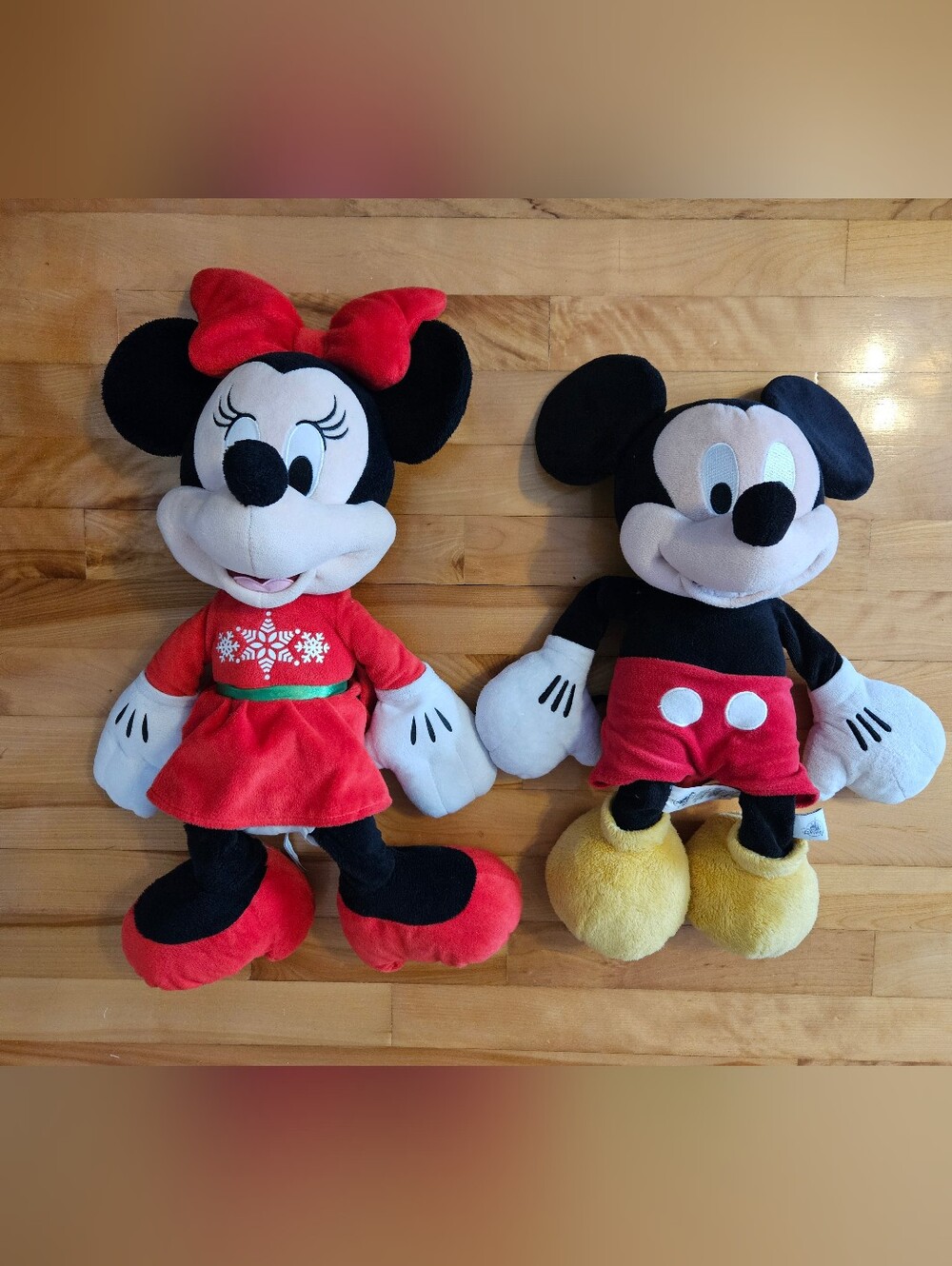 Disney Mickey & Minnie Pair Plush Stuffies PERFECT CONDITION